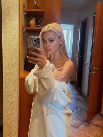 Ася